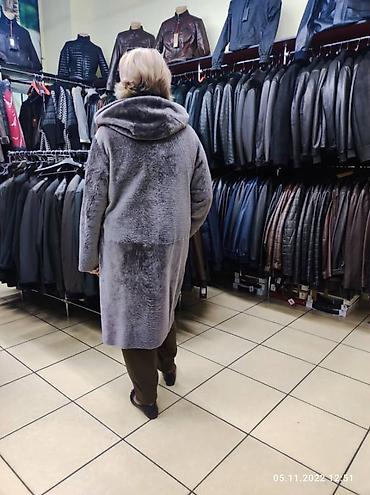 Шубы: Двусторонняя женская шуба/парка-трансформер с капюшоном. Особенности — 10