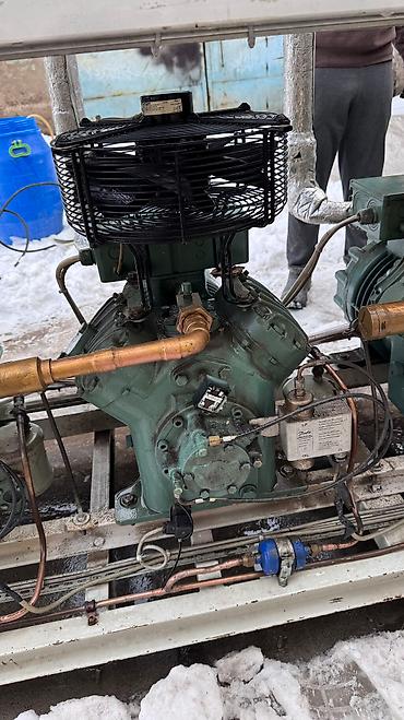 Промышленные холодильники и комплектующие: 250 * * 70 см 160, В наличии — 3