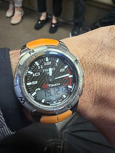 luc saat: Tissot T-Touch Titanium qol saatı - Model: Tissot T-Touch (arxa — 6
