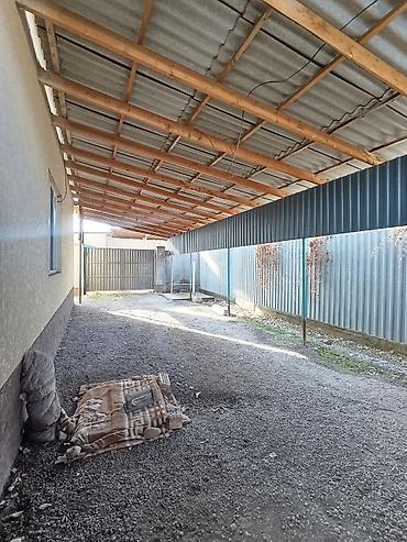 Продажа коттеджей и домов: 📌В селе Беловодское продается 2 дома на участке 26 соток. ▪️На — 6