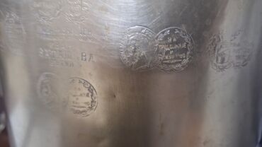Qədim samovarlar: Antik samovar 10litr– “İvan Batashev, Tula” istehsalı.18medalı var. - — 8