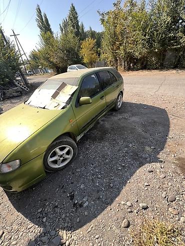 mazda 323 f: Nissan Almera: 1998 г., 1.5 л, Механика, Бензин, Хэтчбэк — 3