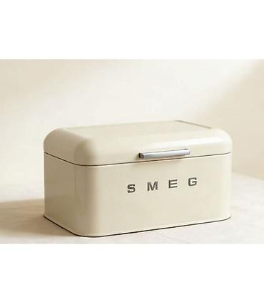 Кухонные принадлежности: Хлебница SMEG с крышкой — стильный контейнер для хранения хлеба и — 2