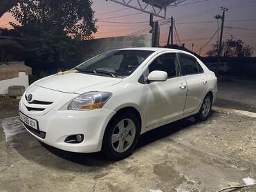 продаю нехсия: Toyota Yaris: 2008 г., 1.5 л, Автомат, Бензин, Седан