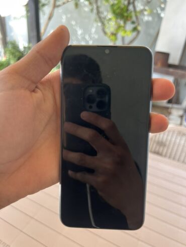 sade telfon: Honor 10 Lite, 64 GB, rəng - Qara, İki sim kartlı