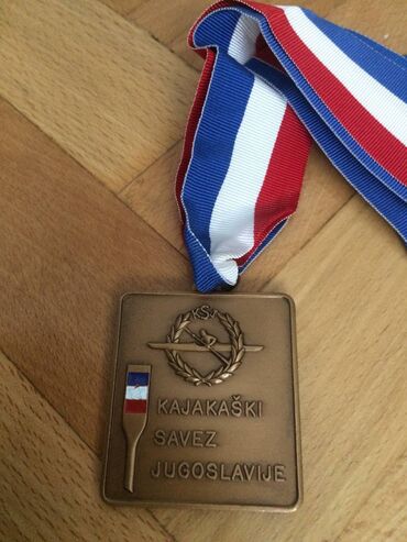 Značke, ordenje i medalje: KAJAKASKI savez Jugoslavije KAJAKASKI savez Jugoslavije- bronzana — 8