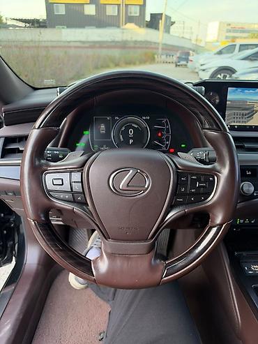 Lexus: Lexus ES: 2020 г., Гибрид, Седан — 30