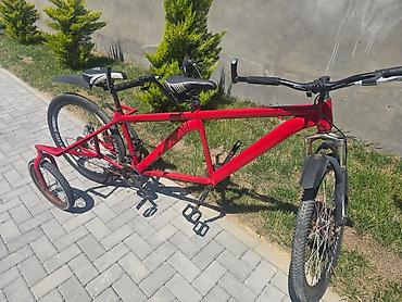 velosiped 28: Qırmızı tandem velosiped – iki nəfərlik - Çərçivə: möhkəm metal — 2
