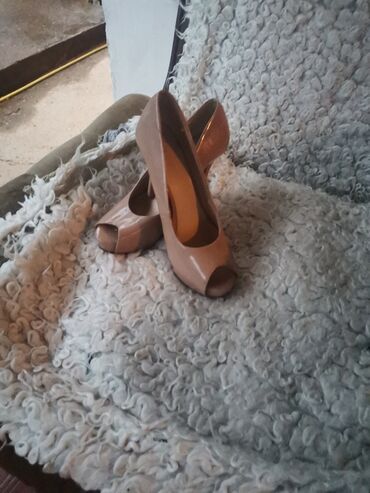 cipele za odelo: Salonke, Nine West, 40