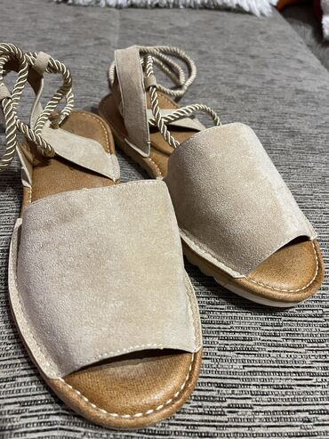 sandale na platformu 2023: Sandals, 40