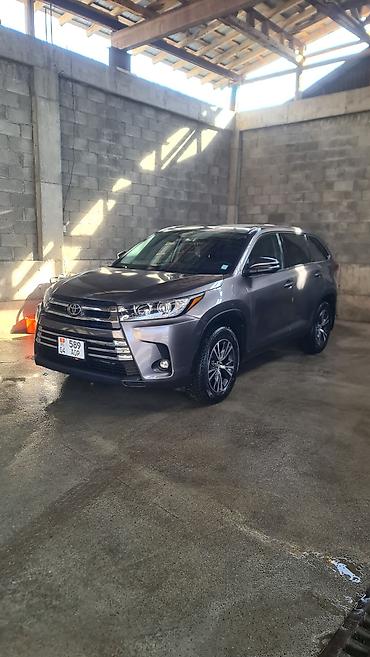 Toyota: Toyota Highlander: 2019 г., Кроссовер — 17