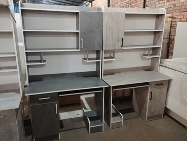 Компьютерные столы: Компьютерный стол, Новый, С полками — 12