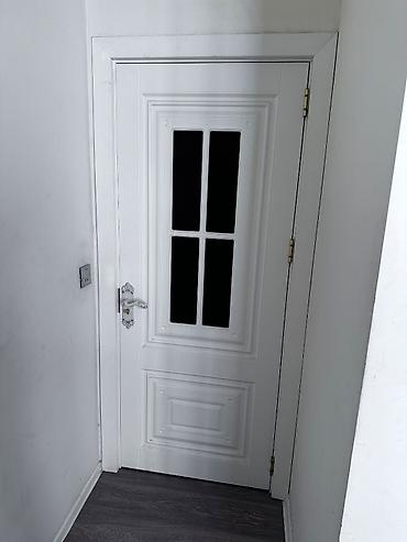 ag qapi: Ag qapilar şüşəli 4 eded aynasiz 1 eded Ela veziyyetdedi 1 ededi 120 — 1