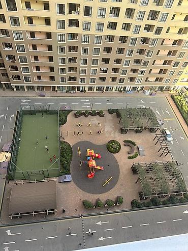 Uzunmüddətli kirayə mənzillər: İcarəyə verilir 3 otaqlı yeni tikili 137 m², İnşaatçılar m. Qələbə — 14