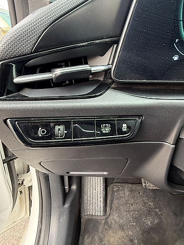 Kia: Kia Niro: 2022 г., 1.6 л, Автомат, Гибрид, Универсал — 18