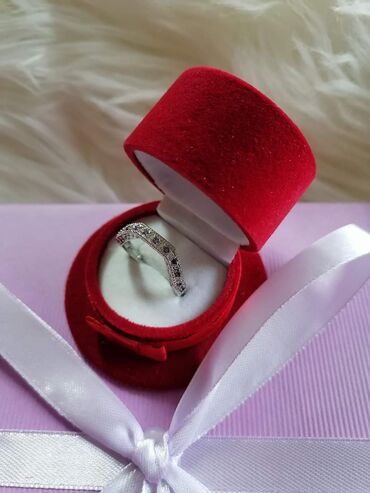 Prstenje: Cena 1200din — 15