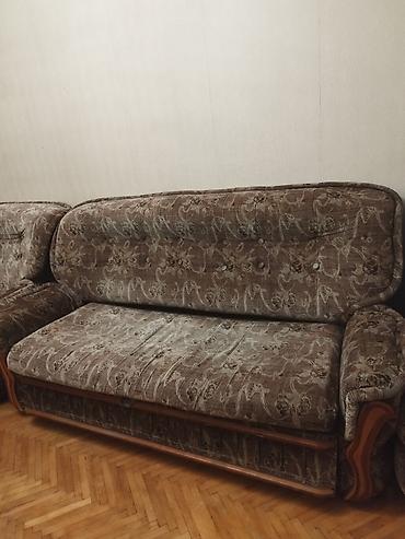 Klassik mebel dəsti – 3+1+1 - Tərkib: 3 nəfərlik divan və 2 ədəd eyni