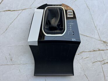 Другие детали салона: Крышка селектора КПП CX-9 Для моделей: 2016г.в - 2022г.в Корпус — 3