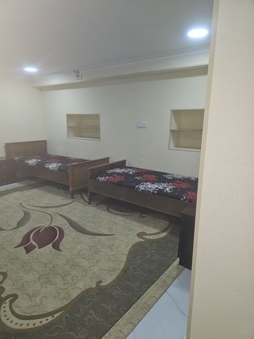 Otaqların uzunmüddətli kirayəsi: Kirayə üçün kiçik studiya tipli otaq. Xüsusiyyətlər: - Açıq mətbəx — 9