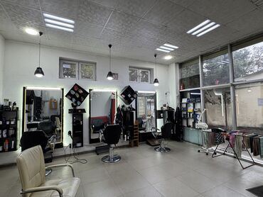 Склад: 20 yanvarda bərbər tələb olur 1 nefer xırdalan astanovkası yanında