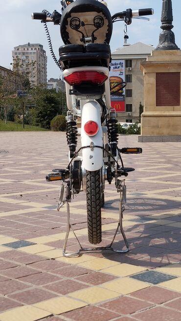 Elektrikli samokatlar: Yeni Elektrik samokat > 12", 501 - 750 Vt, 26 - 35 km/s, Ünvandan götürmə — 18