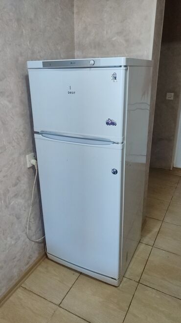 balaca xaladelnik: Холодильник
