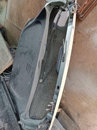 Крышки багажника и комплектующие: Крышка багажника Honda, 2006 г., Б/у