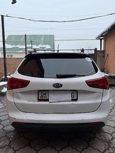 Kia: Kia Ceed: 2014 г., 1.4 л, Механика, Бензин, Универсал — 27