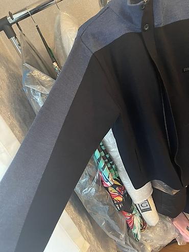 ag jaket: Kişi üçün trikotaj jaket/kardiqan - Rəng: tünd göy (yuxarı hissə və — 2