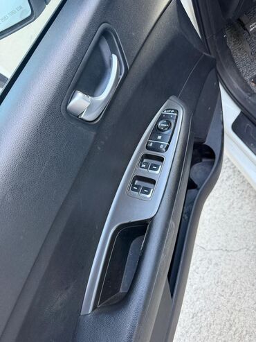 Kia: Kia K5: 2021 г., Седан — 15