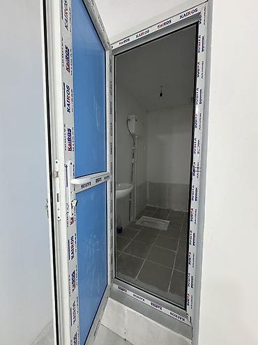 Аренда помещений свободного назначения: Срочно! Срочно! Срочно! -Коммерческое помещение с витринными окнами — 28