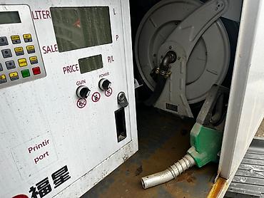 Грузовики: Грузовик, Howo, Стандарт, 7 т, Новый — 8