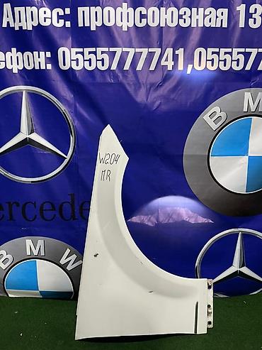 w204: Крыло Переднее правое Mercedes-Benz, 2012 г., Б/у, Оригинал — 1