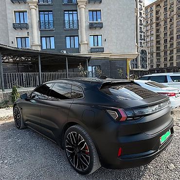 byd e6: Zeekr 001: | 2023 г. Лифтбек — 4