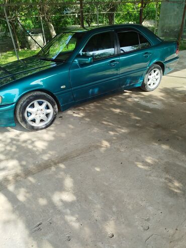 afdamabilər: Mercedes-Benz C 180: 1.8 l | 1998 il Sedan