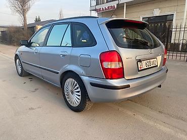 mazda 2004: Mazda 323: 2000 г., 1.6 л, Механика, Бензин, Хэтчбэк — 3