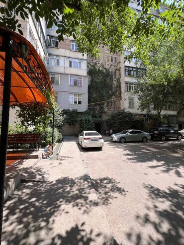 106 серия квартиры это: 2 бөлмө, 52 кв. м, 106-серия, 7 кабат, Эски ремонт