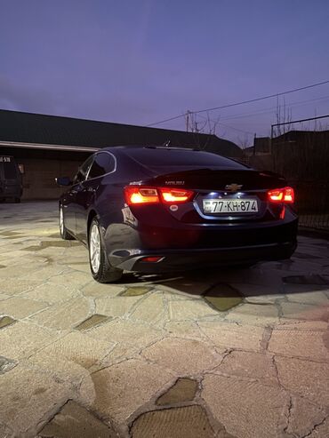 Chevrolet: Chevrolet Malibu – sedan Göy milyaner rəngli, Chevrolet Malibu. Vaxdi — 11