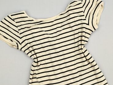pull and bear t shirty: Футболка жіноча, розмір S