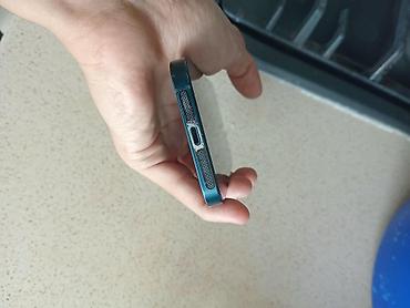 Мобильные телефоны: IPhone 13, Голубой — 3