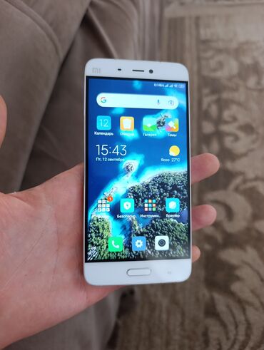 Xiaomi: Xiaomi, Mi5, Б/у, 32 ГБ, цвет - Белый, 2 SIM