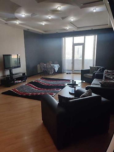ev alqi satqi birja: 3 otaqlı, Yeni tikili, m. Nizami, 125 kv. m — 4