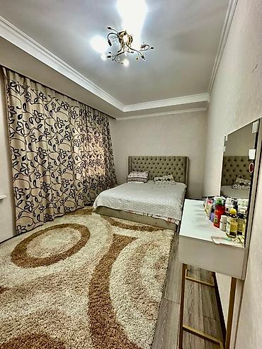 Продажа коттеджей и домов: ПРОДАЕТСЯ ДОМ🏡 В ж/м Учкун, по улице Шабдан Баатыра, на первой линии — 14