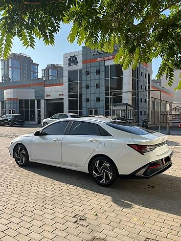 mersedes vario: Hyundai Elantra: 2024 г., 1.5 л, Вариатор, Бензин, Седан — 4