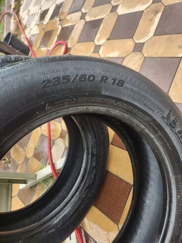 Шины: Шины 235 / 60 / R 18, Лето, Б/у, Пара, Внедорожные (АТ/МТ), Michelin