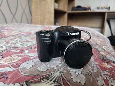 yadaş kart: Canon SX500 IS, 30x optik yaxınlaşdırma, 16Mpx. Əla vəziyyətdədir. Heç