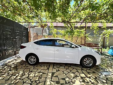 елантра 2018 год: Hyundai Elantra: 2018 г., 1.6 л, Автомат, Бензин, Седан — 1