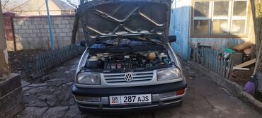 Volkswagen: Volkswagen Vento: 1992 г., Механика, Бензин, Седан — 1