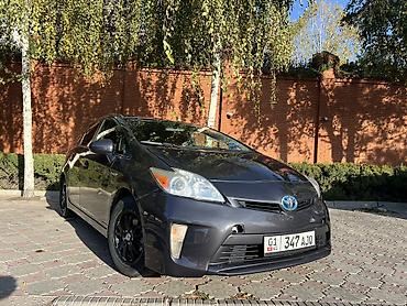 приу: Toyota Prius: 2015 г., 1.8 л, Вариатор, Гибрид, Седан — 1