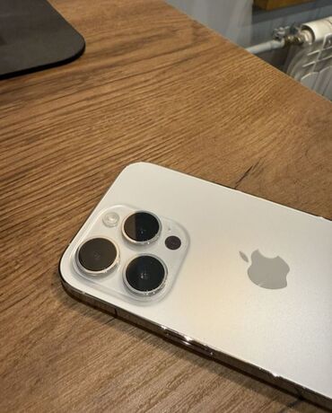 кадамжай айфон: IPhone 13 Pro, Б/у, 512 ГБ, White Titanium, Зарядное устройство, Защитное стекло, Чехол, В рассрочку, 88 %